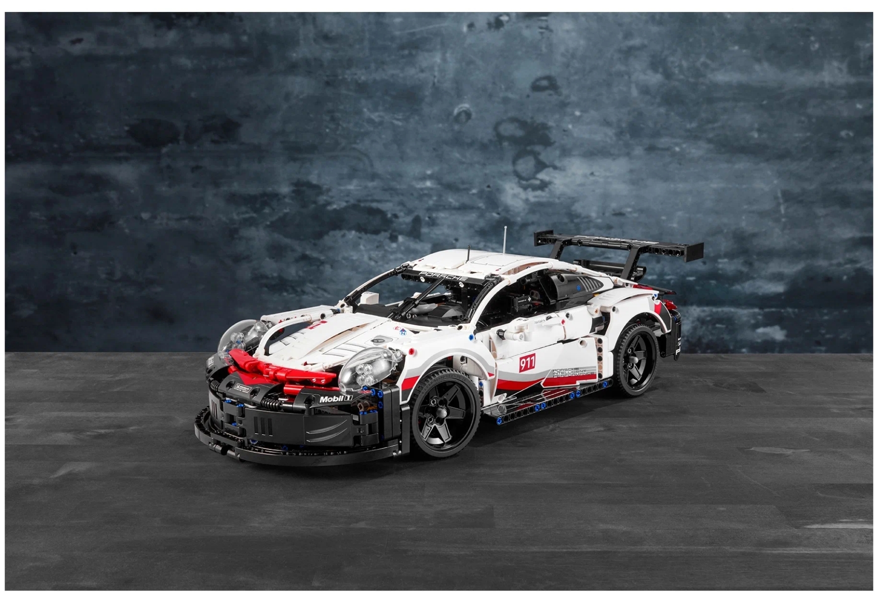 Porsche 911 RSR 2019